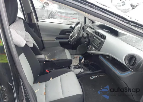 2012 Toyota Prius C Two z USA, uszkodzony, nr VIN JTDKDTB33C1526739